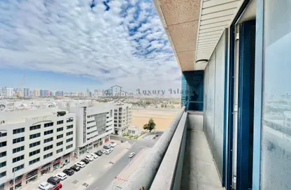 Balcony image for: Apartment - 3 Bedrooms - 4 Bathrooms for rent in Al Khalidiya - Abu Dhabi, Image 1