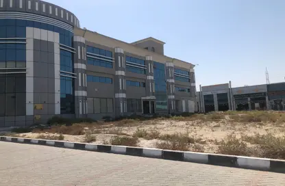 أرض - استوديو للبيع في 18 المنطقة الصناعية رقم - المنطقة الصناعية بالشارقة - الشارقة