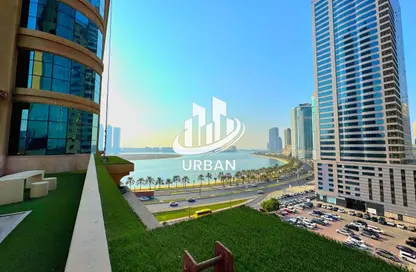 شقة - 2 غرف نوم - 3 حمامات للايجار في الخان - الشارقة