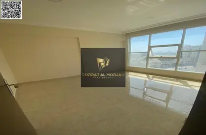 Apartment - 1 Bedroom - 2 Bathrooms for rent in Ajman Corniche Residences - Ajman Corniche Road - Ajman