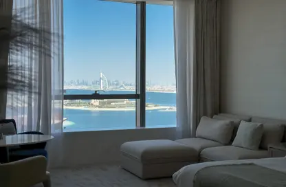 Apartment - Studio - 1 Bathroom for sale in The Palm Tower - Palm Jumeirah - Dubai
