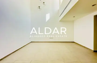 فيلا - 4 غرف نوم - 6 حمامات للايجار في بارك فيللا - الضاحية 10 - قرية جميرا الدائرية - دبي