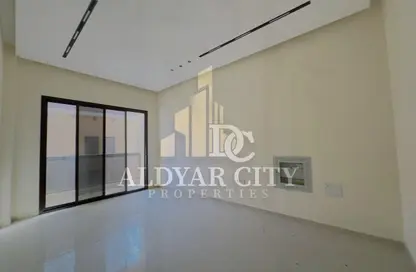 شقة - 2 غرف نوم - 2 حمامات للايجار في 3 المويهات - المويهات - عجمان