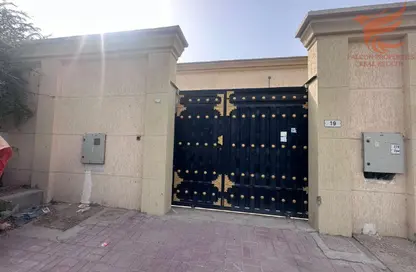 Villa - 2 Bedrooms - 3 Bathrooms for rent in Seih Al Ghubb - Ras Al Khaimah