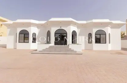 Villa - 4 Bedrooms - 4 Bathrooms for rent in Al Mizhar 1 - Al Mizhar - Dubai