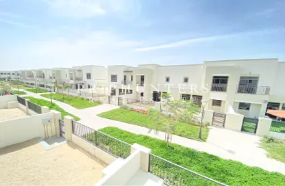 Townhouse - 3 Bedrooms - 4 Bathrooms for sale in Naseem Townhouses - Town Square - Dubai