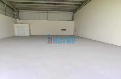 Warehouse - Studio - 1 Bathroom for rent in Mafraq Industrial Area - Abu Dhabi