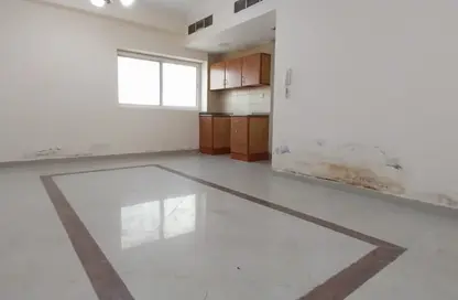 Apartment - Studio - 1 Bathroom for rent in Al Nada Tower - Al Nahda - Sharjah