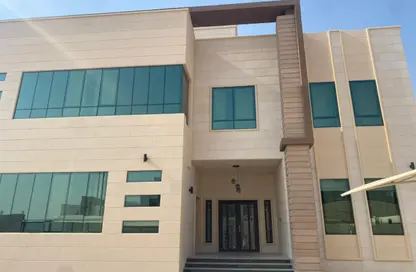 Villa - 5 Bedrooms - 7+ Bathrooms for rent in Al Shawamekh - Abu Dhabi