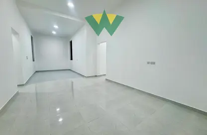 Apartment - 3 Bedrooms - 2 Bathrooms for rent in Madinat Al Riyad - Abu Dhabi