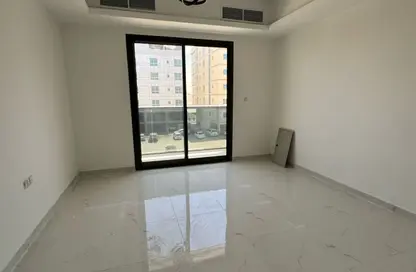 Apartment - 2 Bedrooms - 2 Bathrooms for rent in Al Jurf 1 - Al Jurf - Ajman Downtown - Ajman