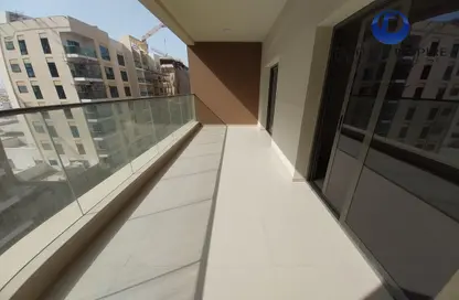 Apartment - 1 Bedroom - 2 Bathrooms for rent in Jumeirah Garden City - Al Satwa - Dubai