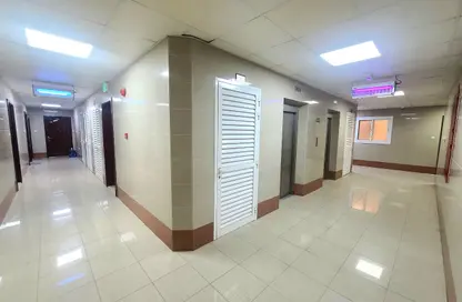 Apartment - 1 Bedroom - 2 Bathrooms for rent in Muwaileh 29 Building - Muwaileh - Sharjah