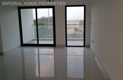 شقة - غرفة نوم - 2 حمامات للايجار في مجمع الجولف - الزورا - عجمان