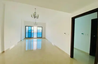 Apartment - 1 Bedroom - 2 Bathrooms for rent in Al Barsha 1 - Al Barsha - Dubai