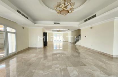 Villa - 5 Bedrooms - 6 Bathrooms for rent in Umm Suqeim 2 Villas - Umm Suqeim 2 - Umm Suqeim - Dubai