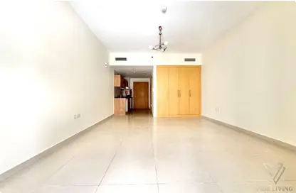 شقة - 1 حمام للبيع في ماي رزدنس - الضاحية 10 - قرية الجميرا سركل - دبي شقة - 1 حمام للبيع في ماي رزدنس - الضاحية 10 - قرية الجميرا سركل - دبي