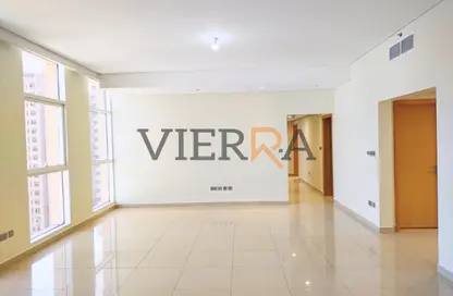 شقة - 3 غرف نوم - 4 حمامات للايجار في يونايتد سكوير - الخالدية - أبوظبي