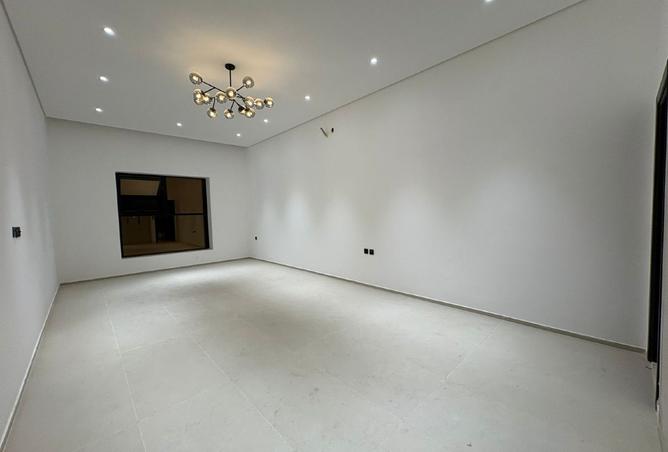 15637087 - صورة العقار 3