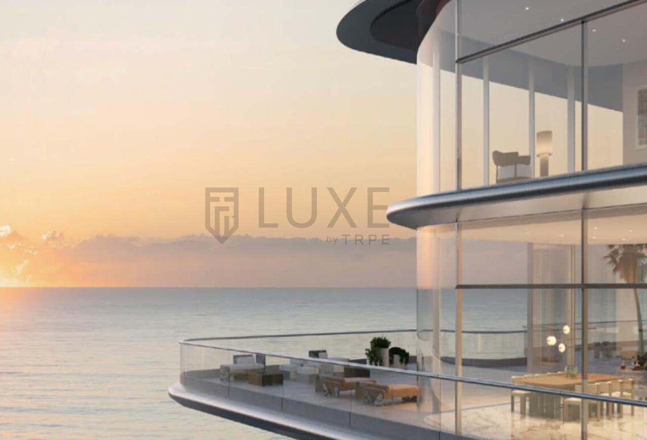 Luxury | Prime Waterfront Location | Sea View - Secondary image