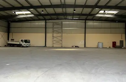 Warehouse - Studio - 1 Bathroom for rent in Al Jlail - Al Sajaa - Sharjah