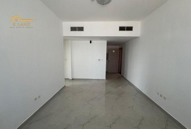 15551205 - Property Image 2