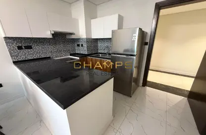 Apartment - 2 Bedrooms - 2 Bathrooms for rent in The Gate - Masdar City - Abu Dhabi