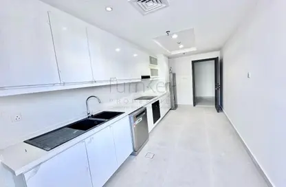 Apartment - 2 Bedrooms - 3 Bathrooms for sale in Olympic Park 4 - Olympic Park Towers - Dubai Sports City - Dubai