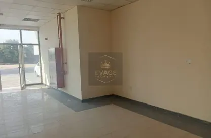 Shop - Studio - 1 Bathroom for rent in Al Jurf 2 - Al Jurf - Ajman Downtown - Ajman