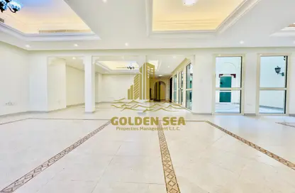 Villa - 5 Bedrooms - 7 Bathrooms for rent in Hazaa Bin Zayed the First Street - Al Nahyan Camp - Abu Dhabi