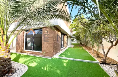 Villa - 5 Bedrooms - 7 Bathrooms for rent in West Yas - Yas Island - Abu Dhabi