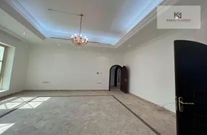 Empty Room image for: Villa - 7 Bedrooms for rent in Palm Oasis villas - Palm Oasis - Al Mushrif - Abu Dhabi, Image 1