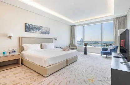 Apartment - Studio - 1 Bathroom for sale in The Palm Tower - Palm Jumeirah - Dubai