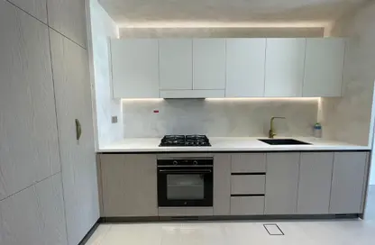 Apartment - 1 Bedroom - 2 Bathrooms for rent in Binghatti Phoenix - Jumeirah Village Circle - Dubai