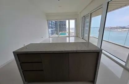 Apartment - 2 Bedrooms - 3 Bathrooms for rent in Grand Bleu Tower 2 - EMAAR Beachfront - Dubai Harbour - Dubai