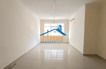 Apartment - 2 Bedrooms - 2 Bathrooms for rent in Al Khan 9 building - Al Khan - Sharjah
