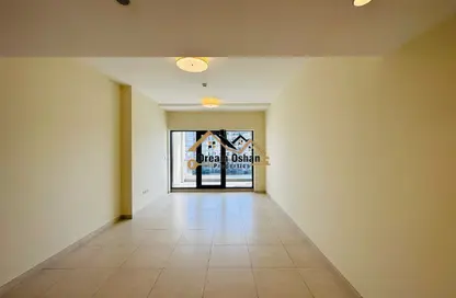 Apartment - 2 Bedrooms - 3 Bathrooms for rent in Al Waleed Garden - Al Jaddaf - Dubai