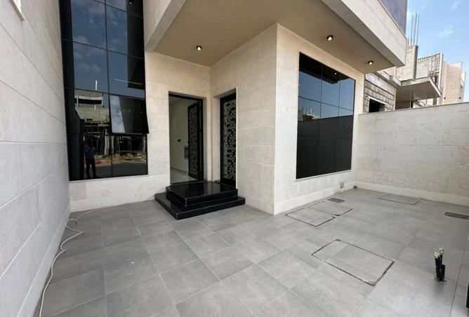 15943186 - Property Image 2