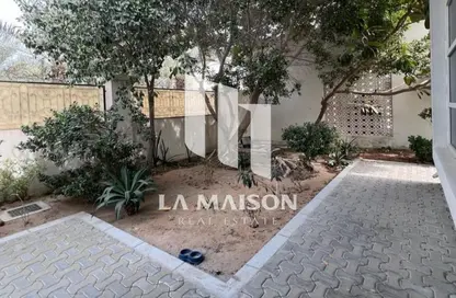 Villa - 5 Bedrooms - 6 Bathrooms for rent in Al Bateen Villas - Al Bateen - Abu Dhabi