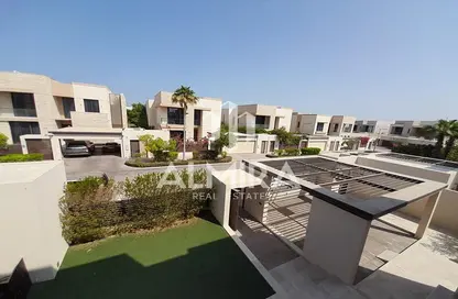 Terrace image for: Villa - 5 Bedrooms - 7 Bathrooms for rent in HIDD Al Saadiyat - Saadiyat Island - Abu Dhabi, Image 1
