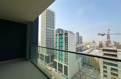 شقة - غرفة نوم - 2 حمامات للايجار في بن غاطي إيميرالد - قرية الجميرا سركل - دبي