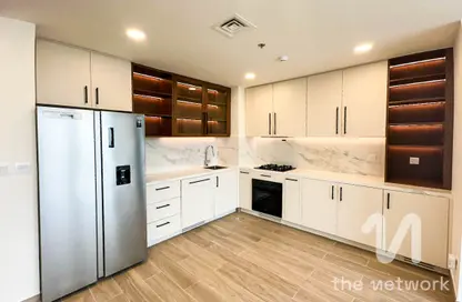 Apartment - 2 Bedrooms - 3 Bathrooms for rent in The Regent - Town Square - Dubai