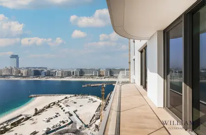 Apartment - 1 Bedroom - 1 Bathroom for sale in Palace Beach Residence Tower 2 - Palace Beach Residence - EMAAR Beachfront - Dubai Harbour - Dubai