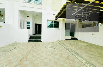 Villa - 5 Bedrooms - 6 Bathrooms for rent in Mirdif - Dubai