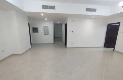 Apartment - 3 Bedrooms - 4 Bathrooms for rent in Al Shafar Tower - Barsha Heights (Tecom) - Dubai