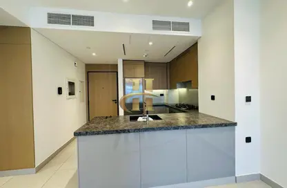 شقة - 2 غرف نوم - 2 حمامات للبيع في حياتي افينيو - منطقة 14 - قرية جميرا الدائرية - دبي