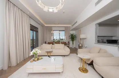 Apartment - 3 Bedrooms - 3 Bathrooms for sale in Lamtara 1 - Madinat Jumeirah Living - Umm Suqeim - Dubai