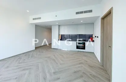 Apartment - 1 Bedroom - 1 Bathroom for rent in Peninsula Three - Peninsula - Business Bay - Dubai