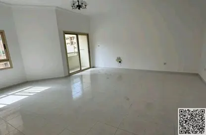 شقة - 3 غرف نوم - 3 حمامات للايجار في برج النعيمية  2 - أبراج النعيمية - النعيمية - عجمان