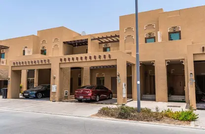 تاون هاوس - 3 غرف نوم - 4 حمامات للايجار في فيلات طراز دبي - القرية الشمالية - الفرجان - دبي
